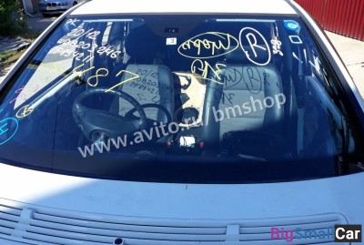 Стекло лобовое Mercedes W203 с датчиком из Японии - купить Александровке