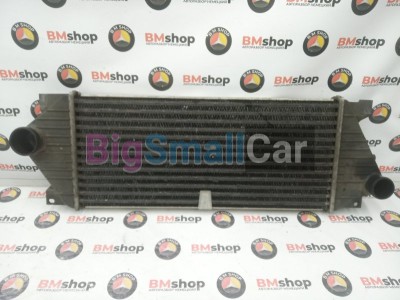 Интеркулер Mercedes ML270 W163 612.963 A1635000700 - купить Александровке