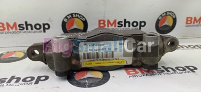 Пиропатрон капота левый Mercedes E550 2009 W212 273.971 A2048870110 - купить Александровке