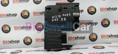 Плюс аккумулят.в моторном отсеке Mercedes E550 2009 W212 273.971 A2125400550 - купить Александровке