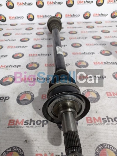 Привод правый задний BMW F10 33 20 7 581 030 - купить Александровке