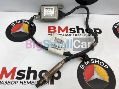 Лямбда-зонд левый Mercedes C350 2012 W204 276.957 A0009056900 - купить Александровке