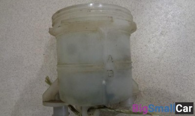 Бачок главного тормозного цилиндра от Mitsubishi Pajero, Montero 2 1991-2004 - купить Александровке