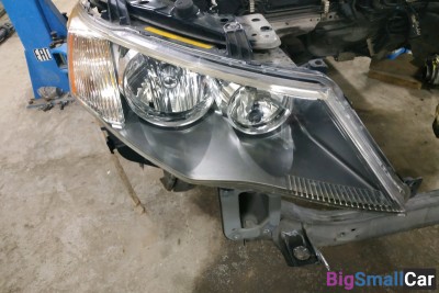 Mitsubishi Outlander xl фара правая ксенон - купить Александровке