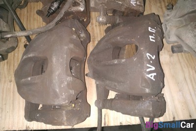 Суппорт передний Тойота авенсис - купить Александровке