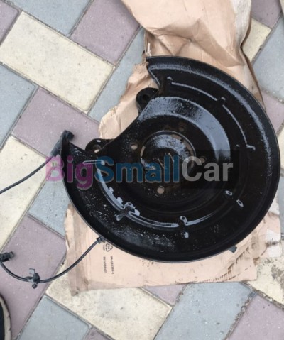 Задняя левая цапфа Opel Astra j gtc 1.4 - купить Александровке